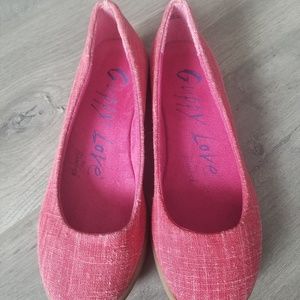 Guppy Love by Blowfish Red Fabric Flats Size5.5
